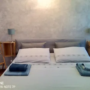 Apartment A Casa Di Irene, Como