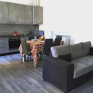 Apartment Oasi, Como