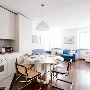Apartment Downtown Como-porta Torre Flat, Como