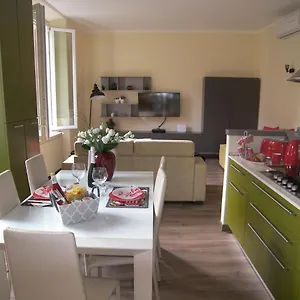 Apartment Casa Molinari, Como