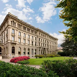 Palace Lake Como